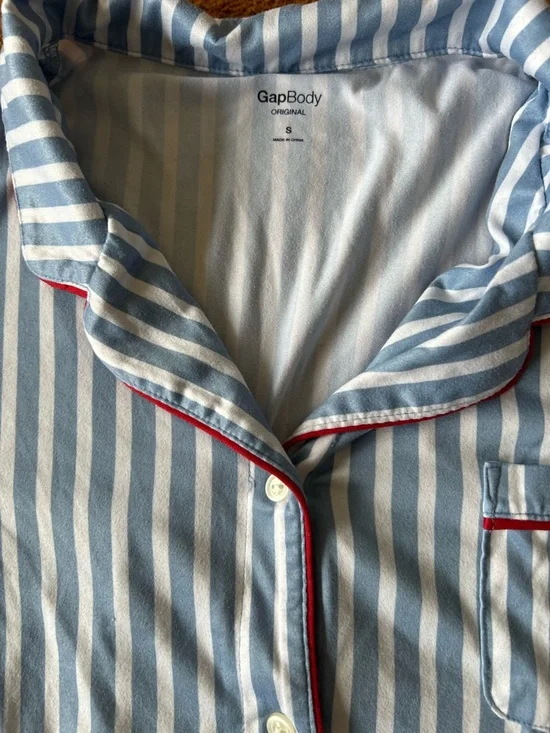 GapBody Women’s Original Striped Pajama Set - Picture 2 of 2